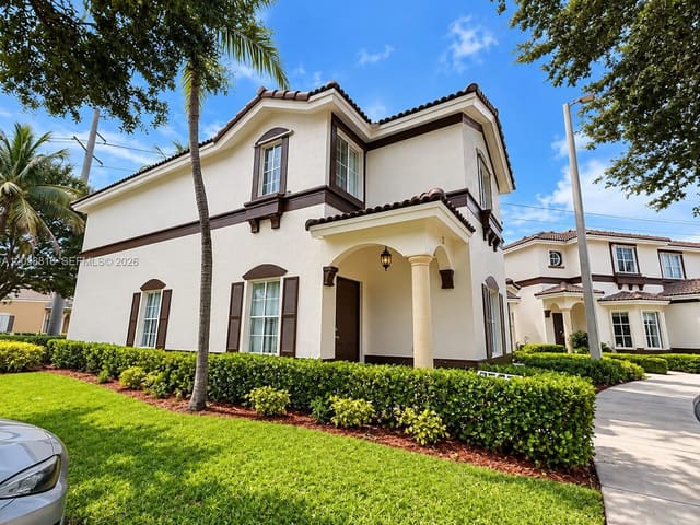 8918 W Flagler Street 1, Miami, FL 33174