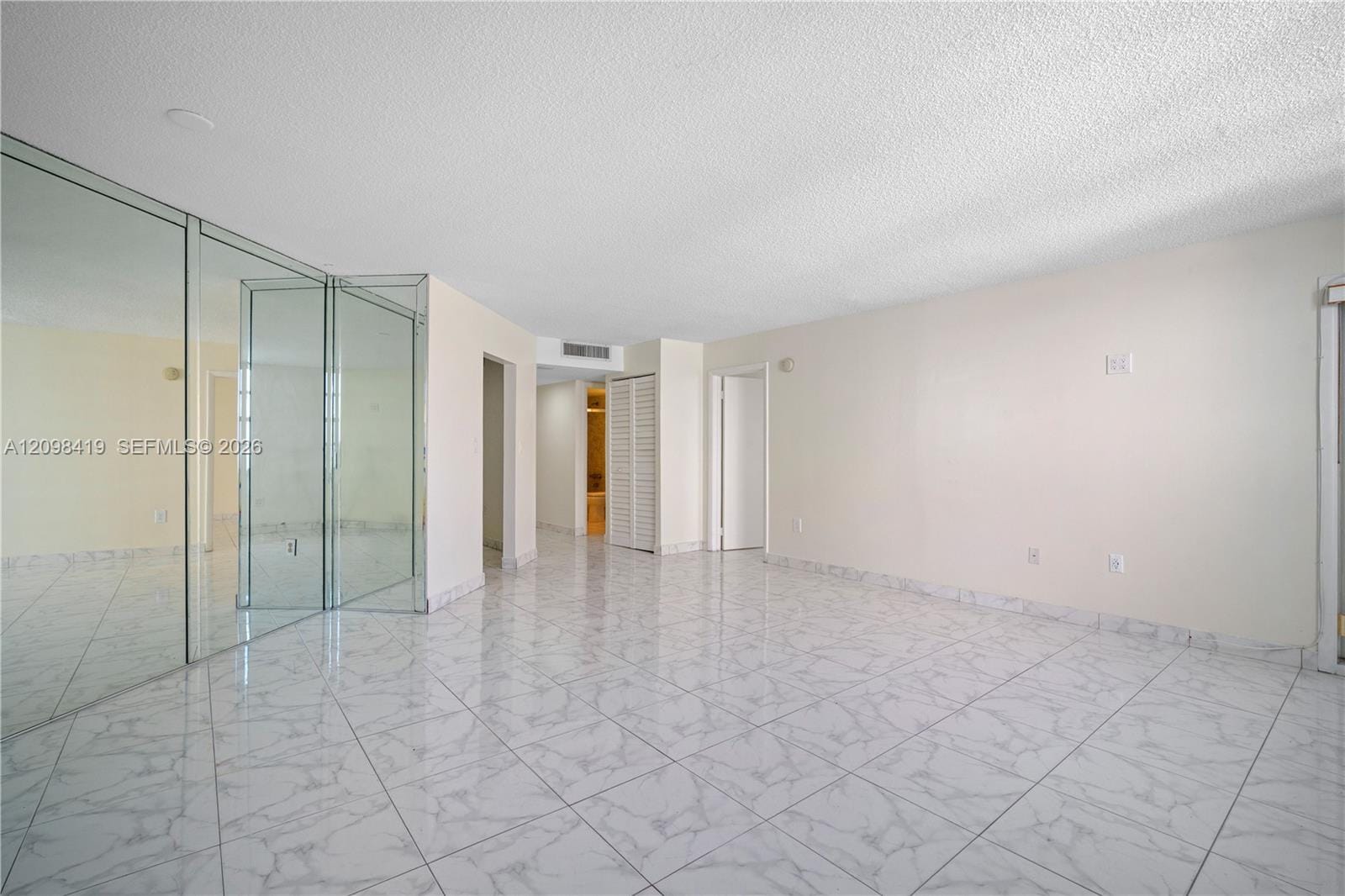 2750 NE 183rd Street PH06 — photo 11