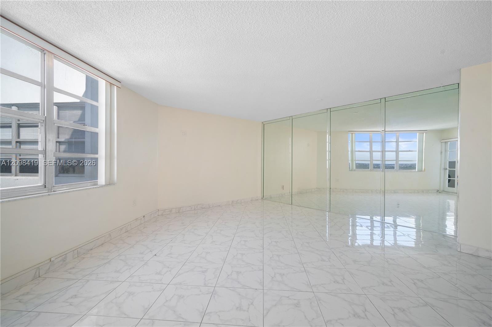 2750 NE 183rd Street PH06 — photo 9