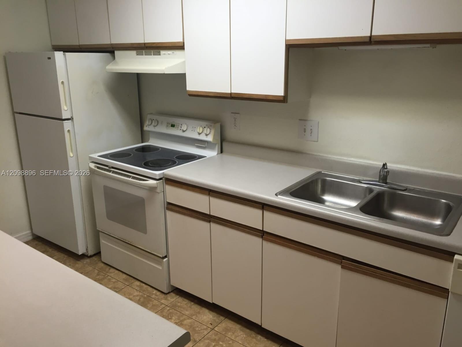 4055 W Mcnab Road H112, Pompano Beach, FL 33069 photo 8