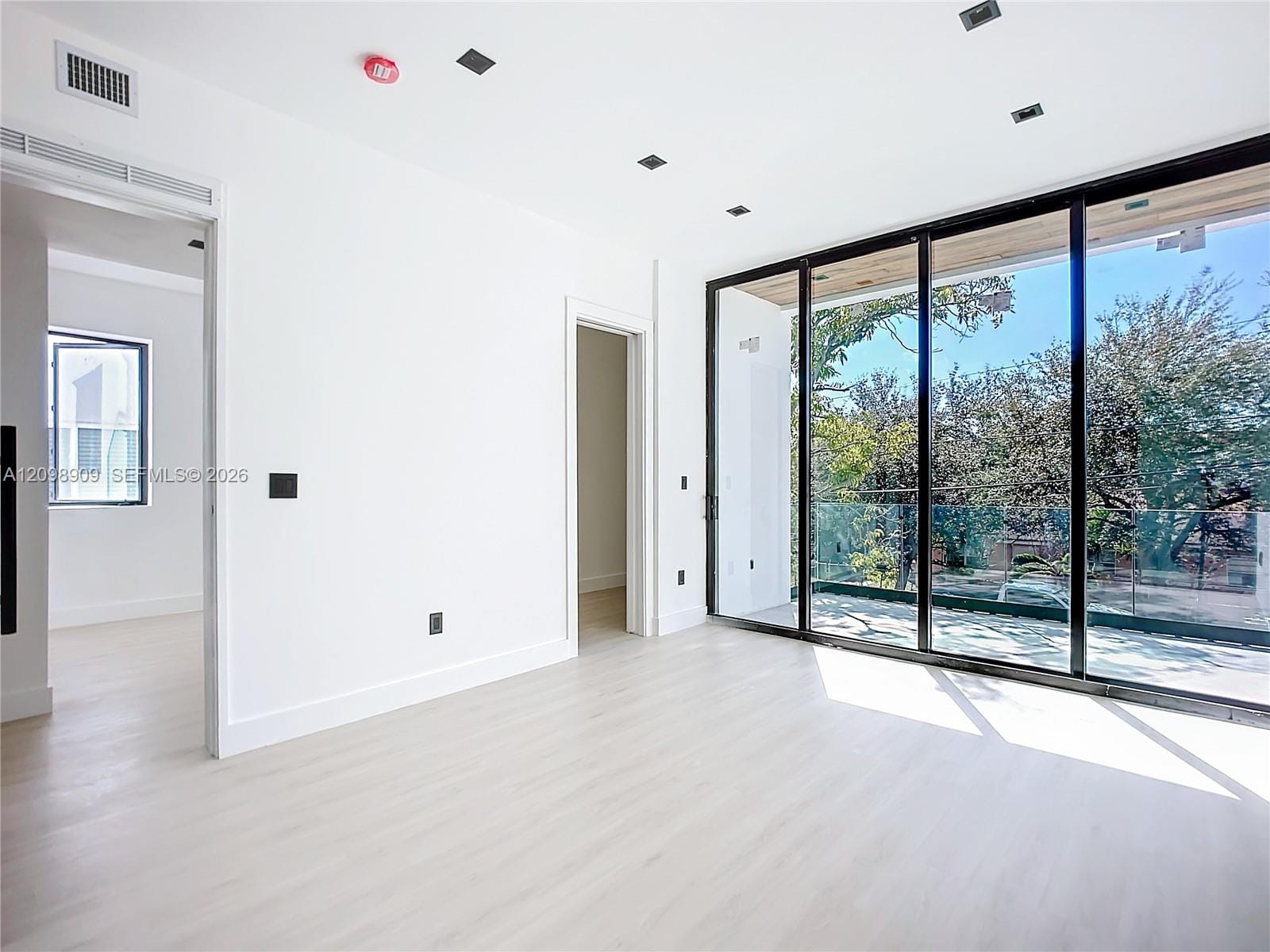 3069 SW 27th Terrace — photo 12