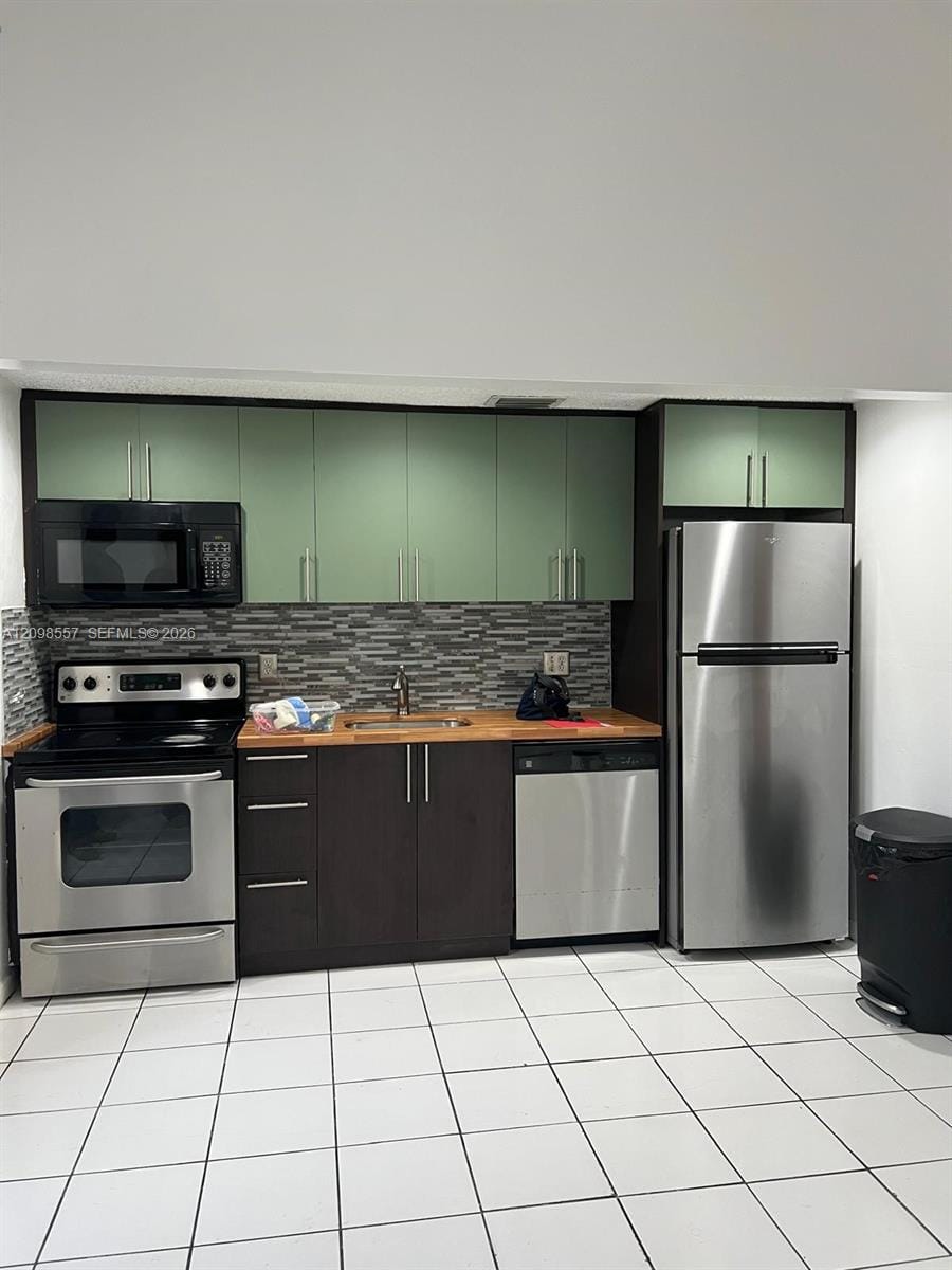 8102 SW 20th Court, Davie, FL 33324 photo 2