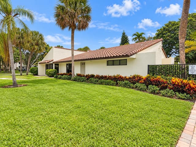 7200 NW 2ND Avenue 49, Boca Raton, FL 33487