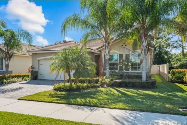7521 SW Harbor Cove Drive, Stuart, FL 34997