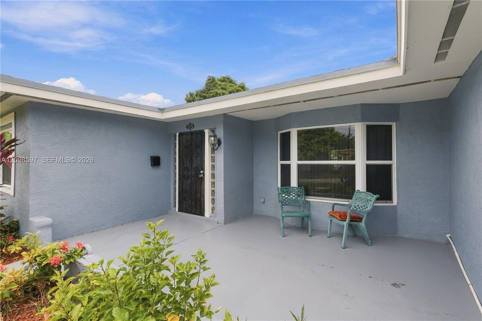 3476 NW 23rd Court, Lauderdale Lakes, FL 33311 photo 2