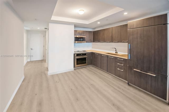 45 SW 9th Street 1604, Miami, FL 33130