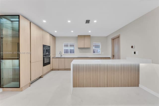 5419 NE 22nd Avenue, Fort Lauderdale, FL 33308