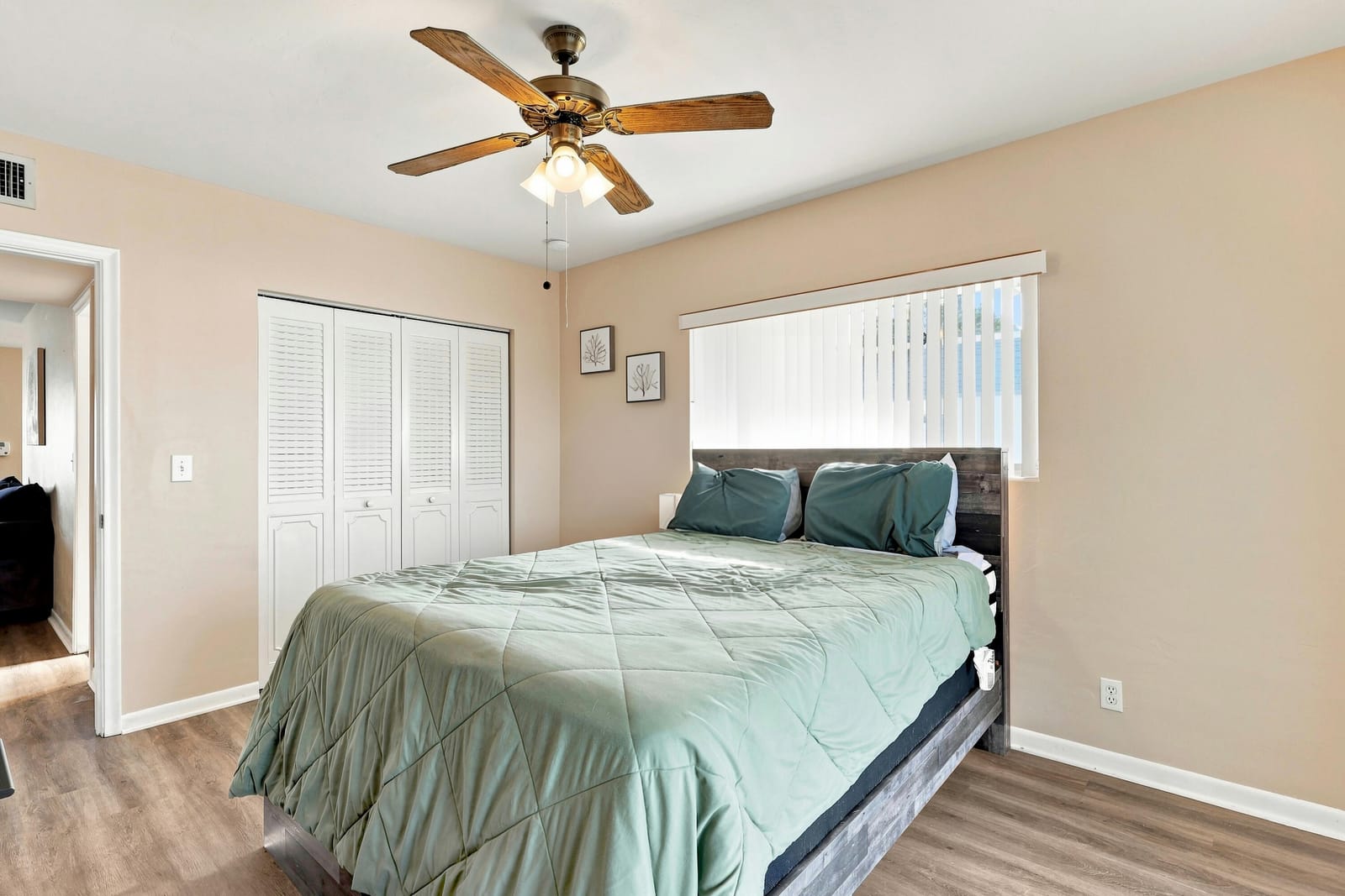 2920 Cynthia Lane 202, Lake Worth Beach, FL 33461 photo 13
