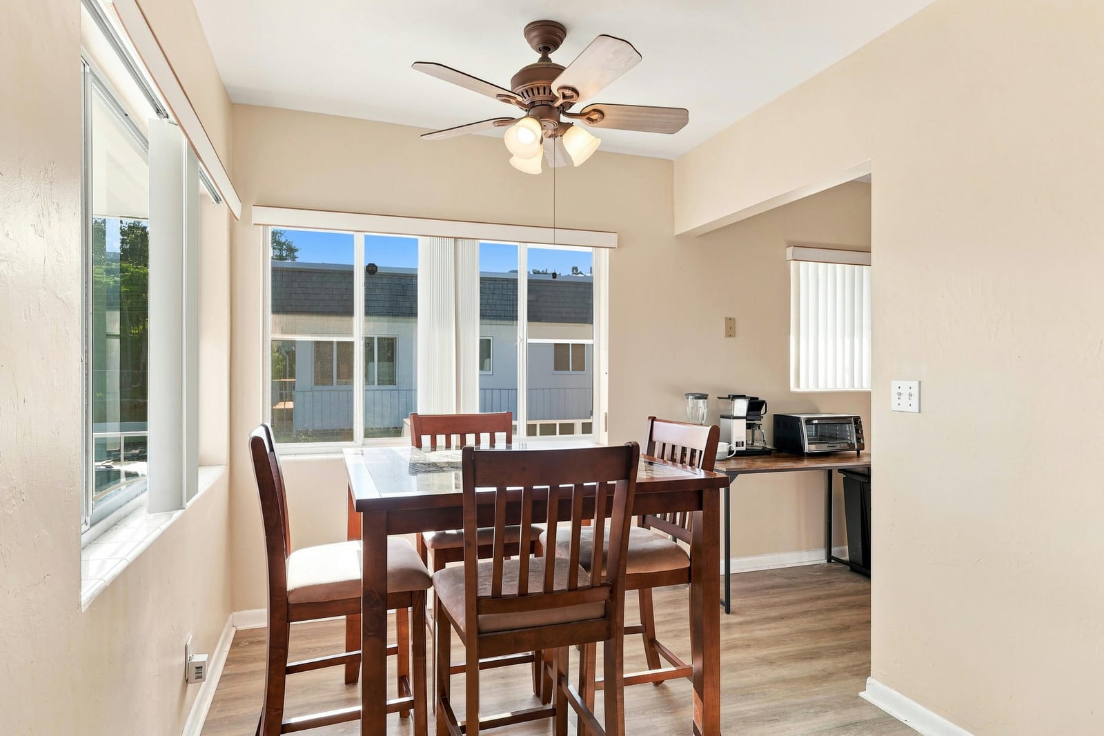 2920 Cynthia Lane 202 — photo 4
