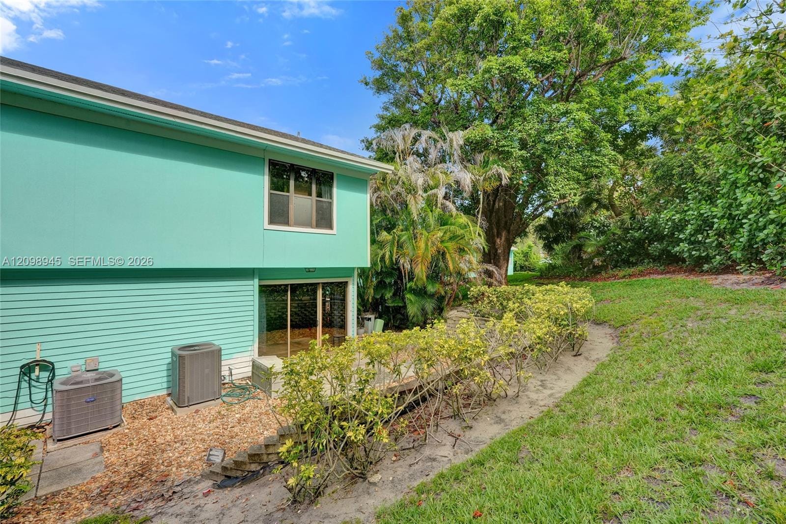 13513 Indian River Dr Drive S Corner #6-01, Jensen Beach, FL 34957 photo 9