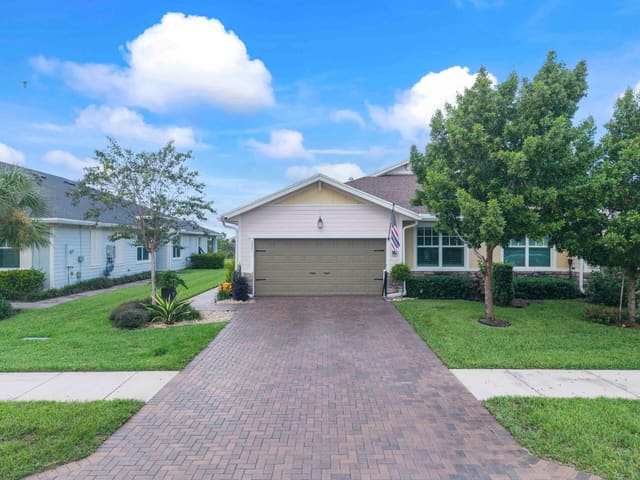 1321 Haywagon Trail, Loxahatchee, FL 33470