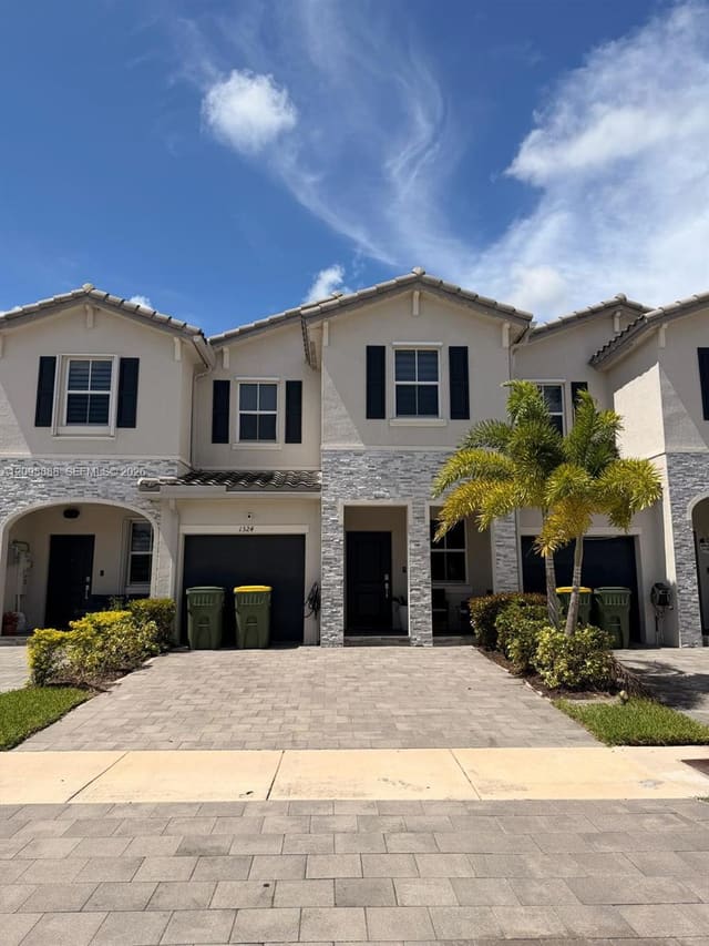 1324 SE 26th Terrace 1324, Homestead, FL 33035