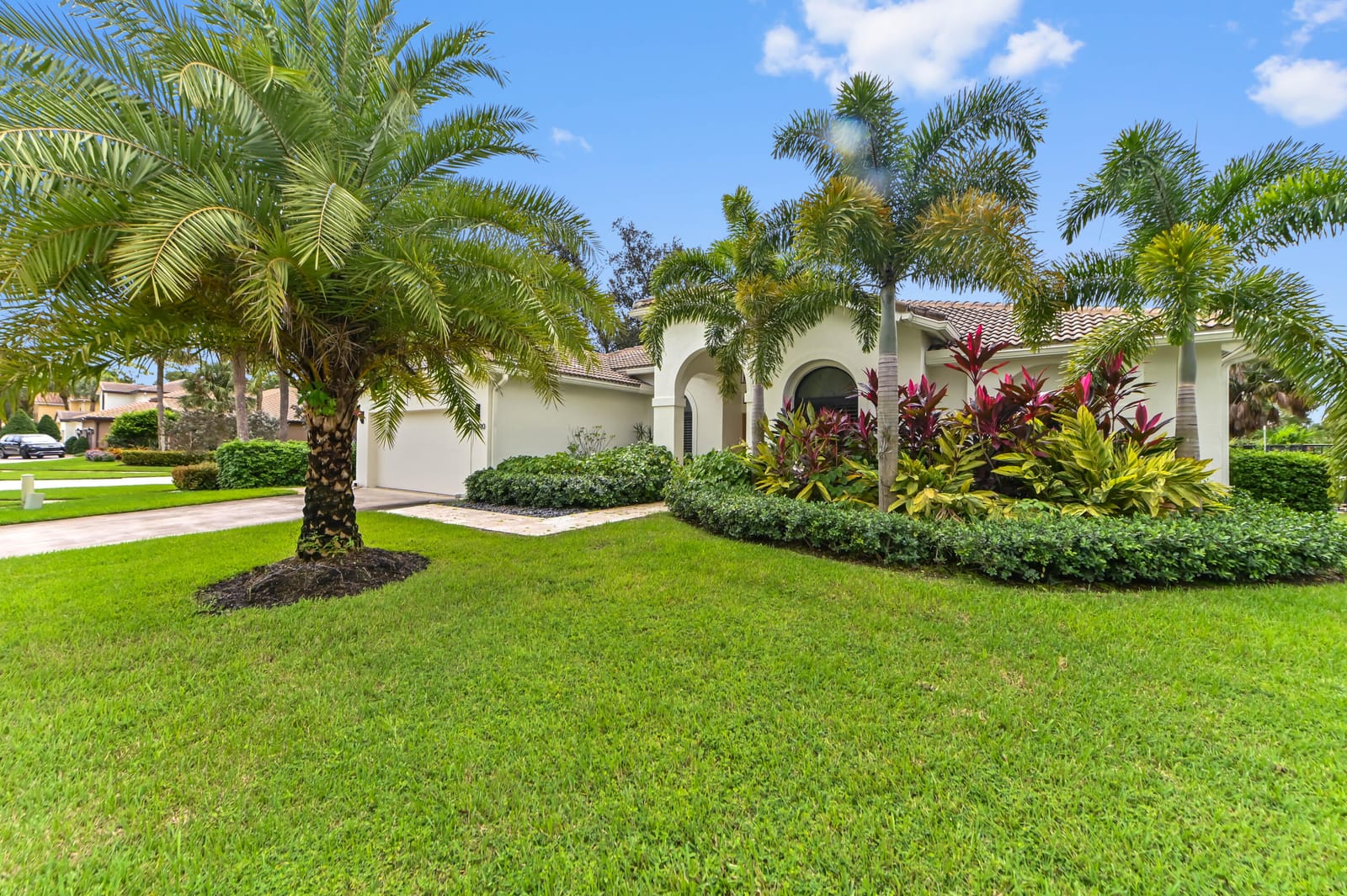 15490 WHISPERING WILLOW Drive — photo 2