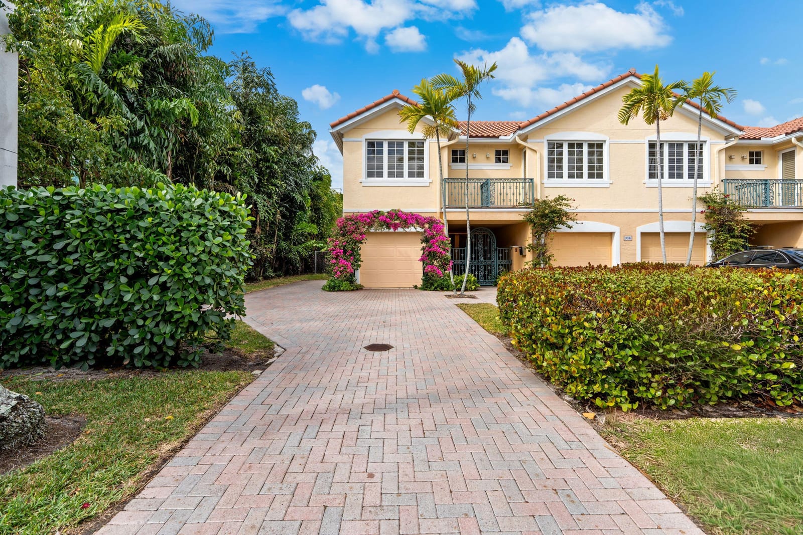 336 VENETIAN Drive 1 — photo 3
