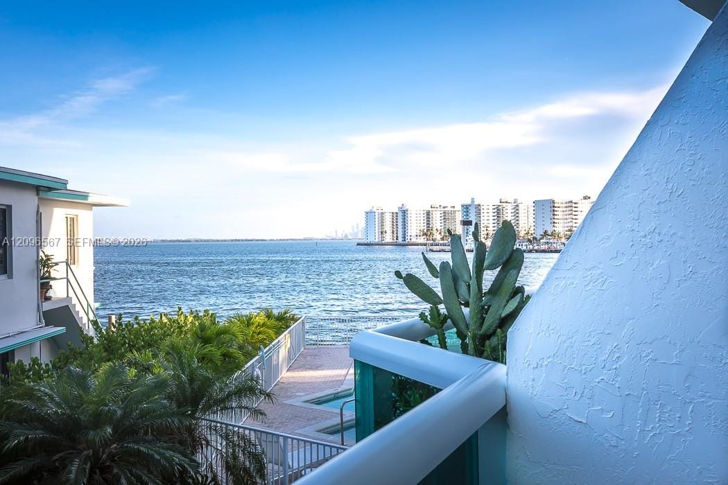 2000 Bay Drive 203, Miami Beach, FL 33141 photo 3