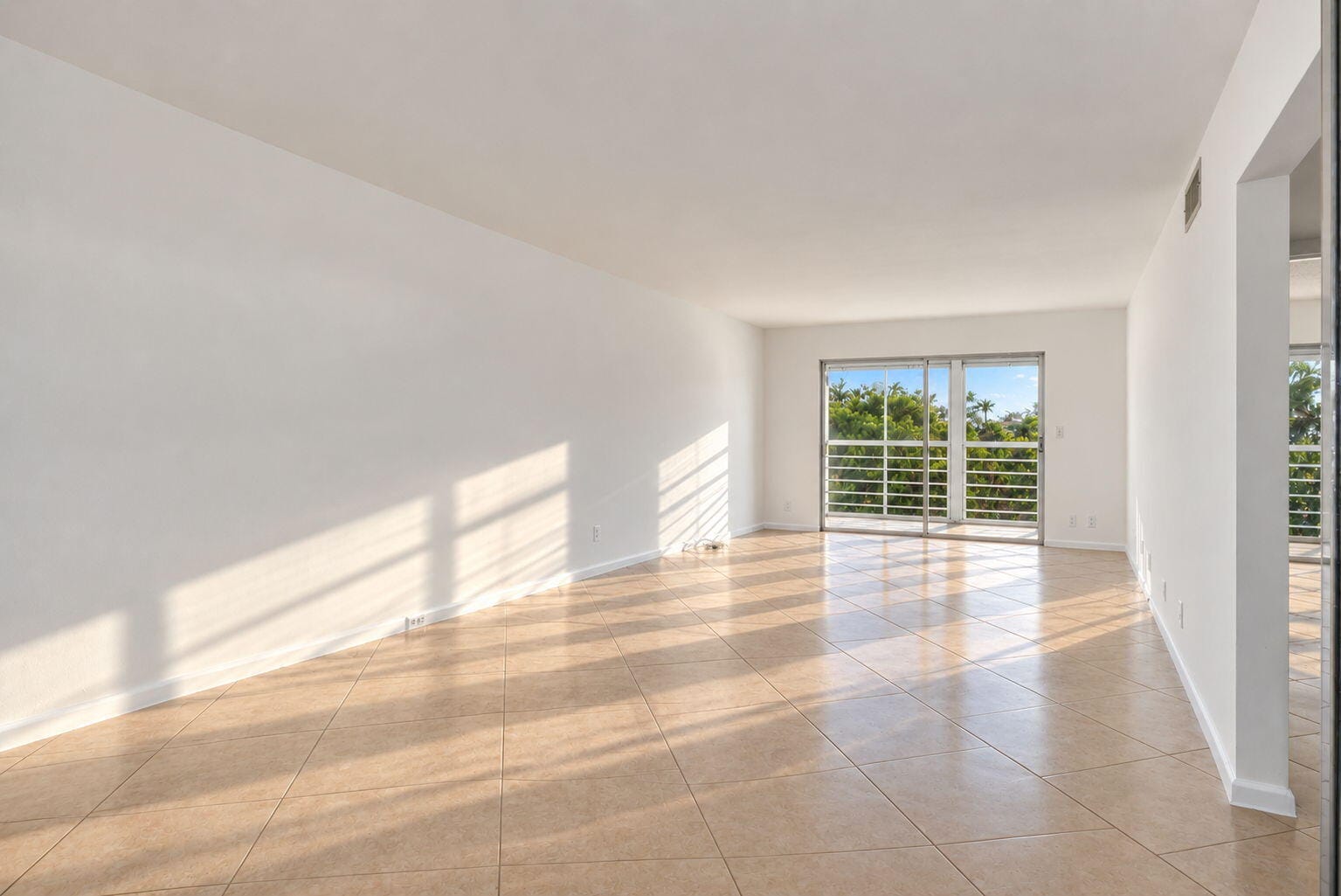 2901 Victoria Circle D4 — photo 10