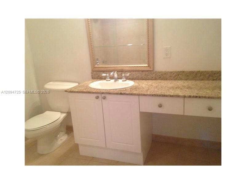 19501 W Country Club Drive 506 — photo 4