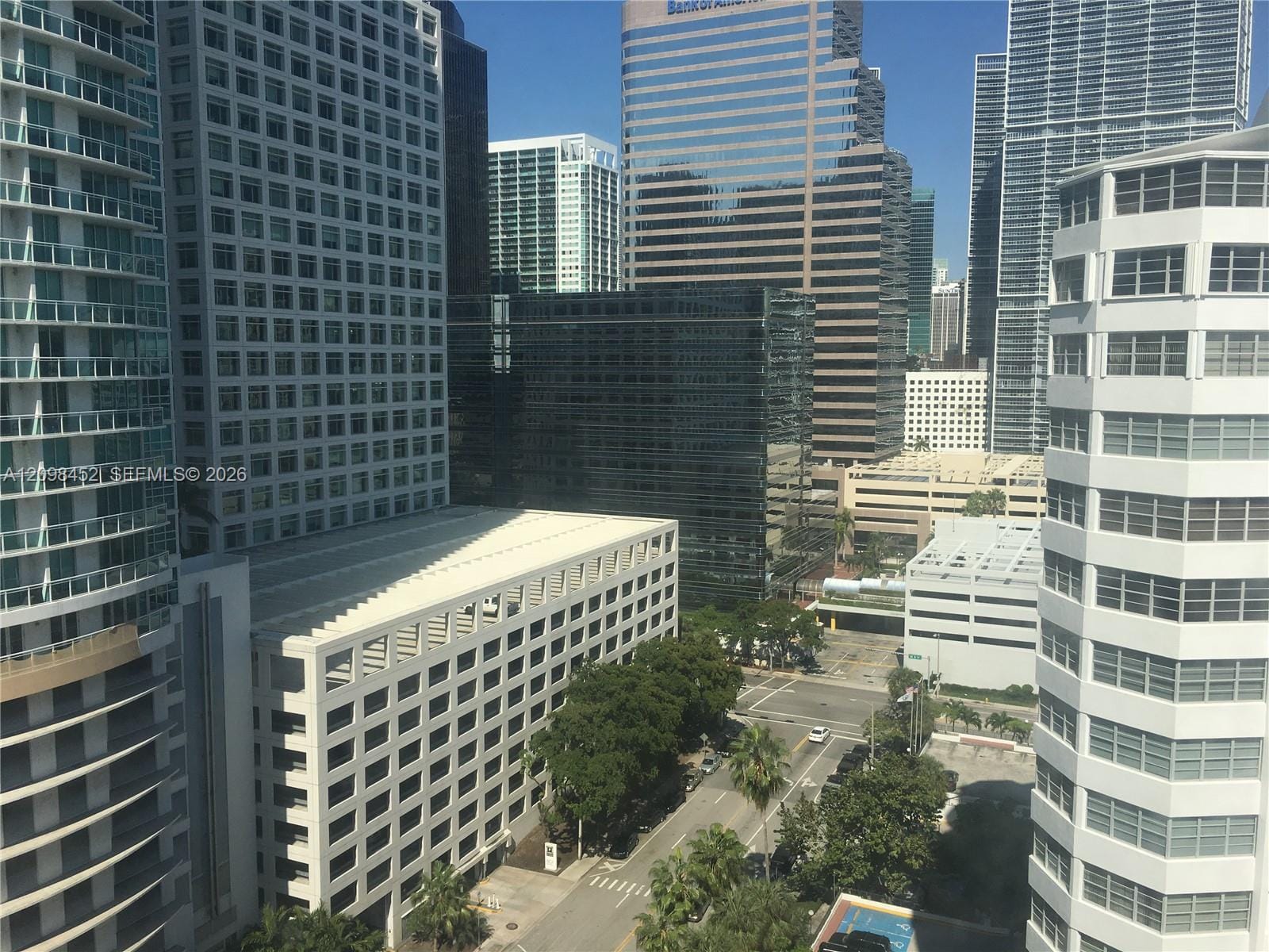 999 Brickell Bay Drive 1807 — photo 10