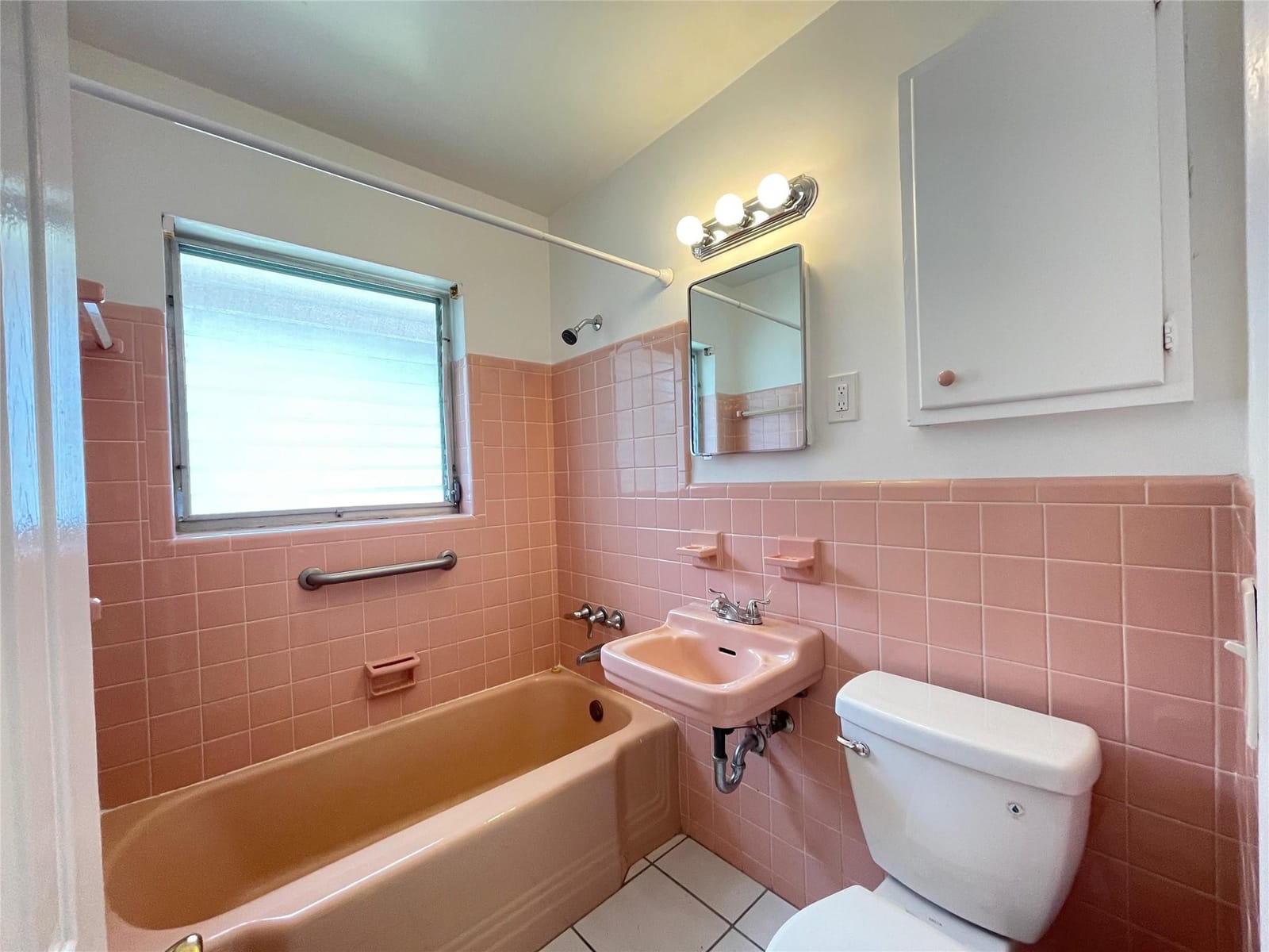 77 HENDRICKS Isle 9, Fort Lauderdale, FL 33301 photo 7