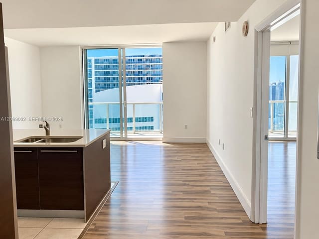 1900 N Bayshore Drive 3607, Miami, FL 33132