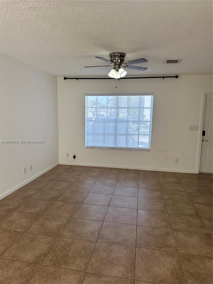 1435 SW 48th Terrace — photo 11