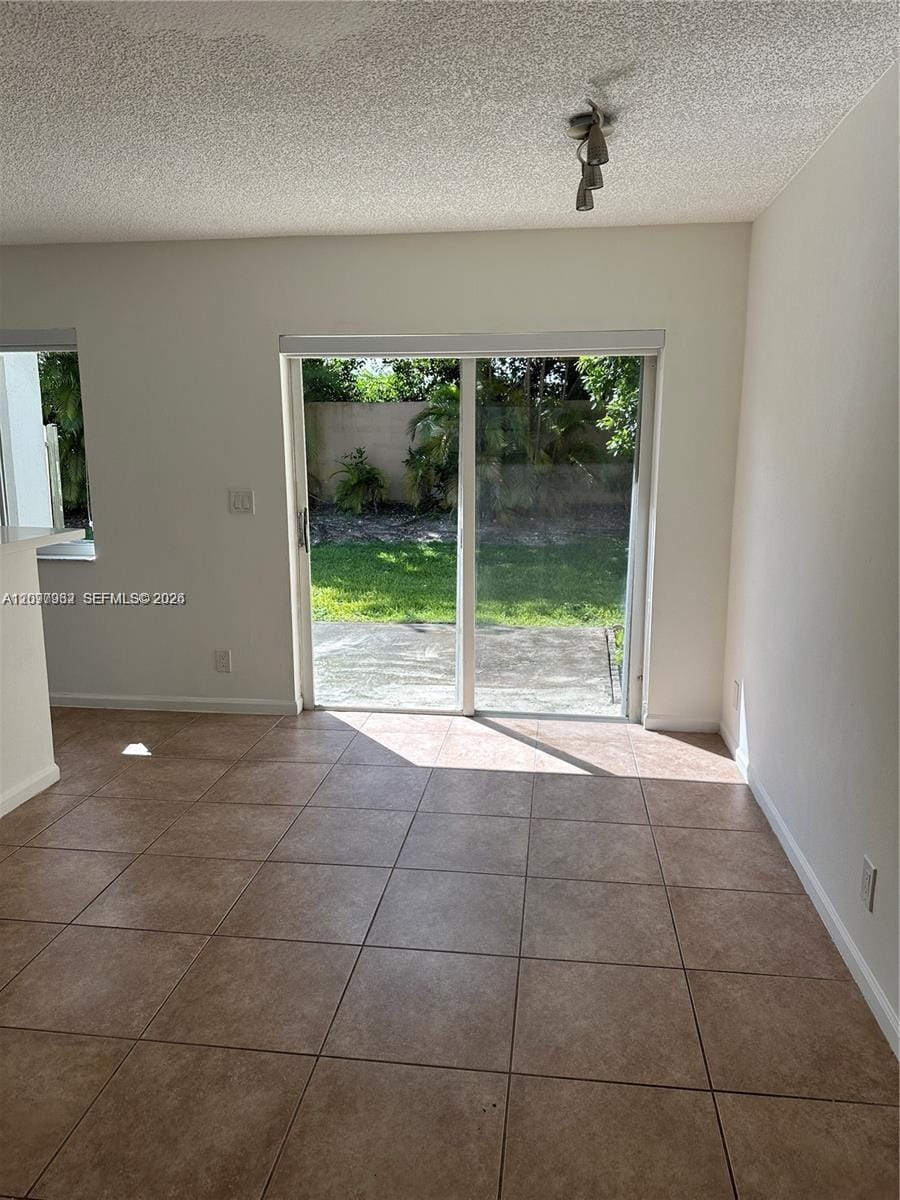 1435 SW 48th Terrace — photo 9