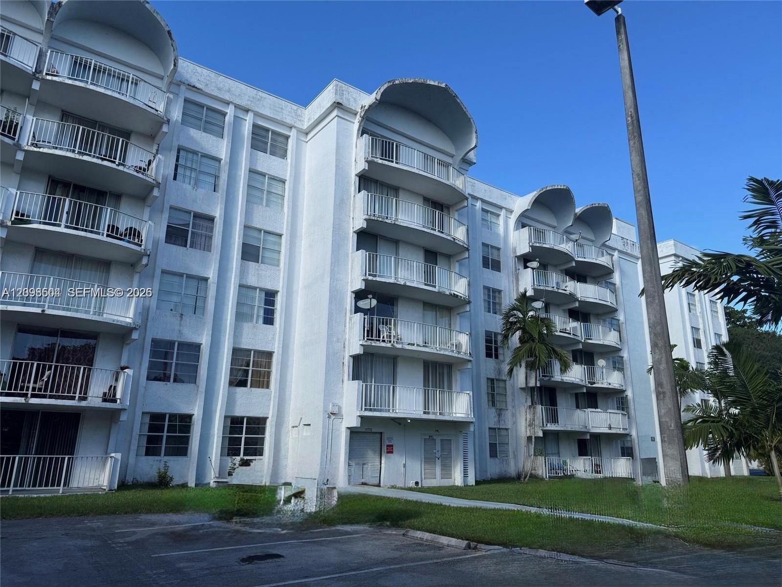 494 NW 165th St Road C-305, Miami, FL 33169