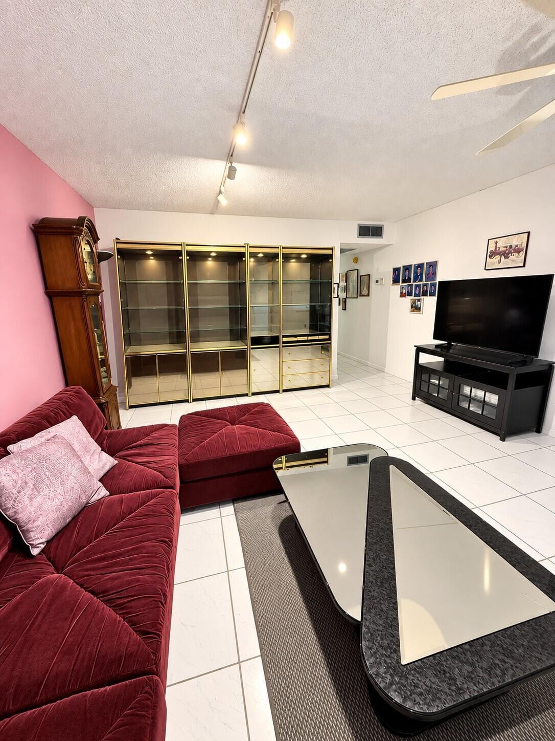 2035 YARMOUTH B 2035 — photo 2