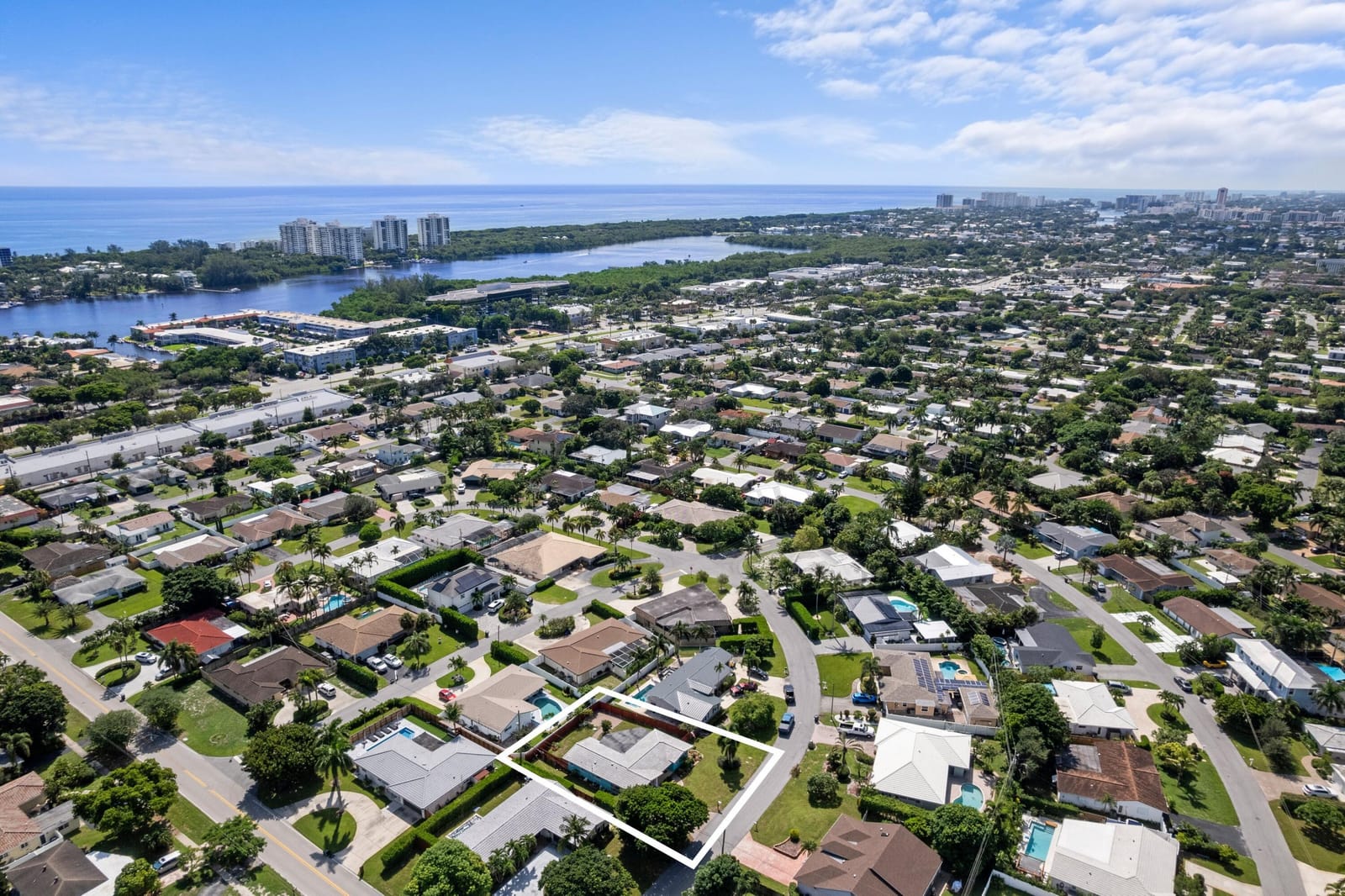 2750 NE 27TH Circle, Boca Raton, FL 33431 photo 2