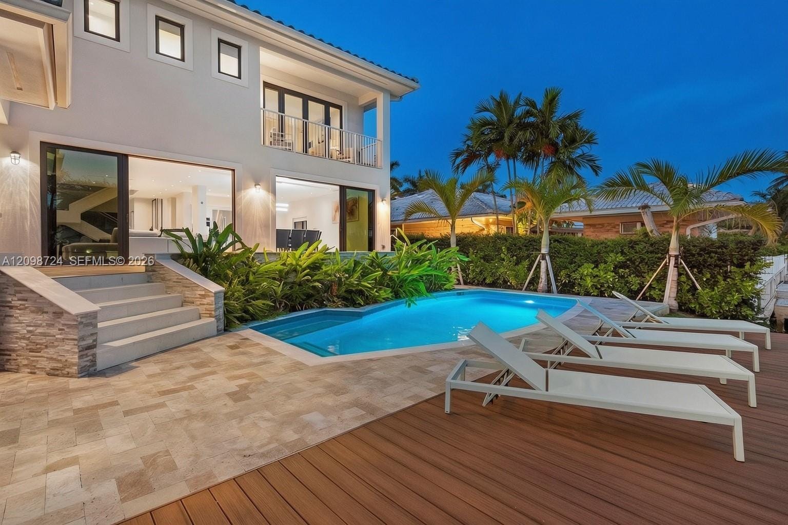 850 Washington Street, Hollywood, FL 33019