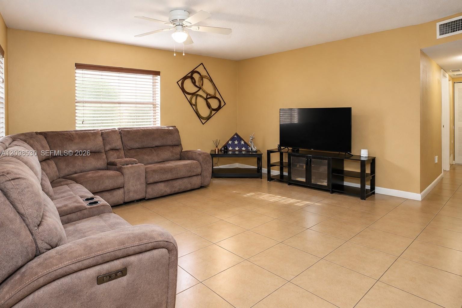 211 NE 35th Street, Oakland Park, FL 33334 photo 6
