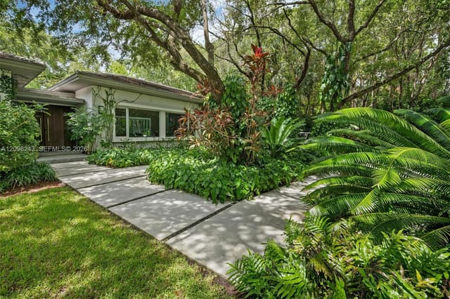 6080 SW 102nd Street, Pinecrest, FL 33156