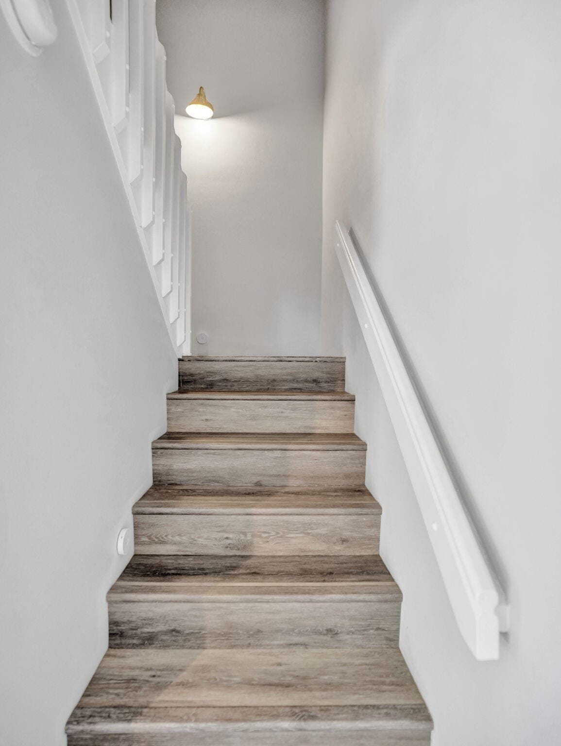 22970 OXFORD Place A — photo 12