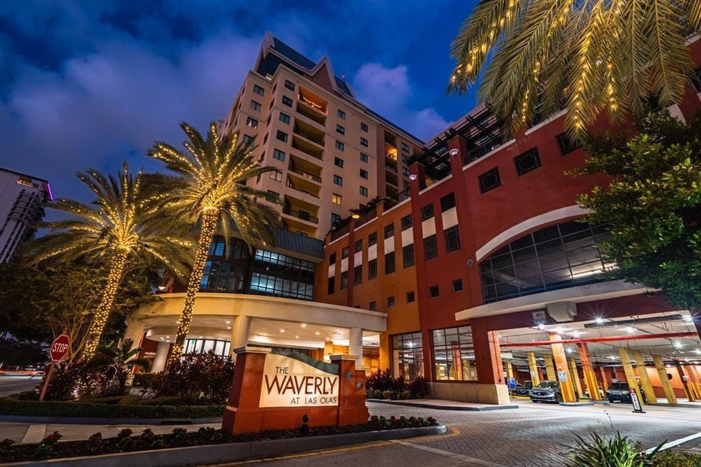 110 N FEDERAL Highway 1214, Fort Lauderdale, FL 33301