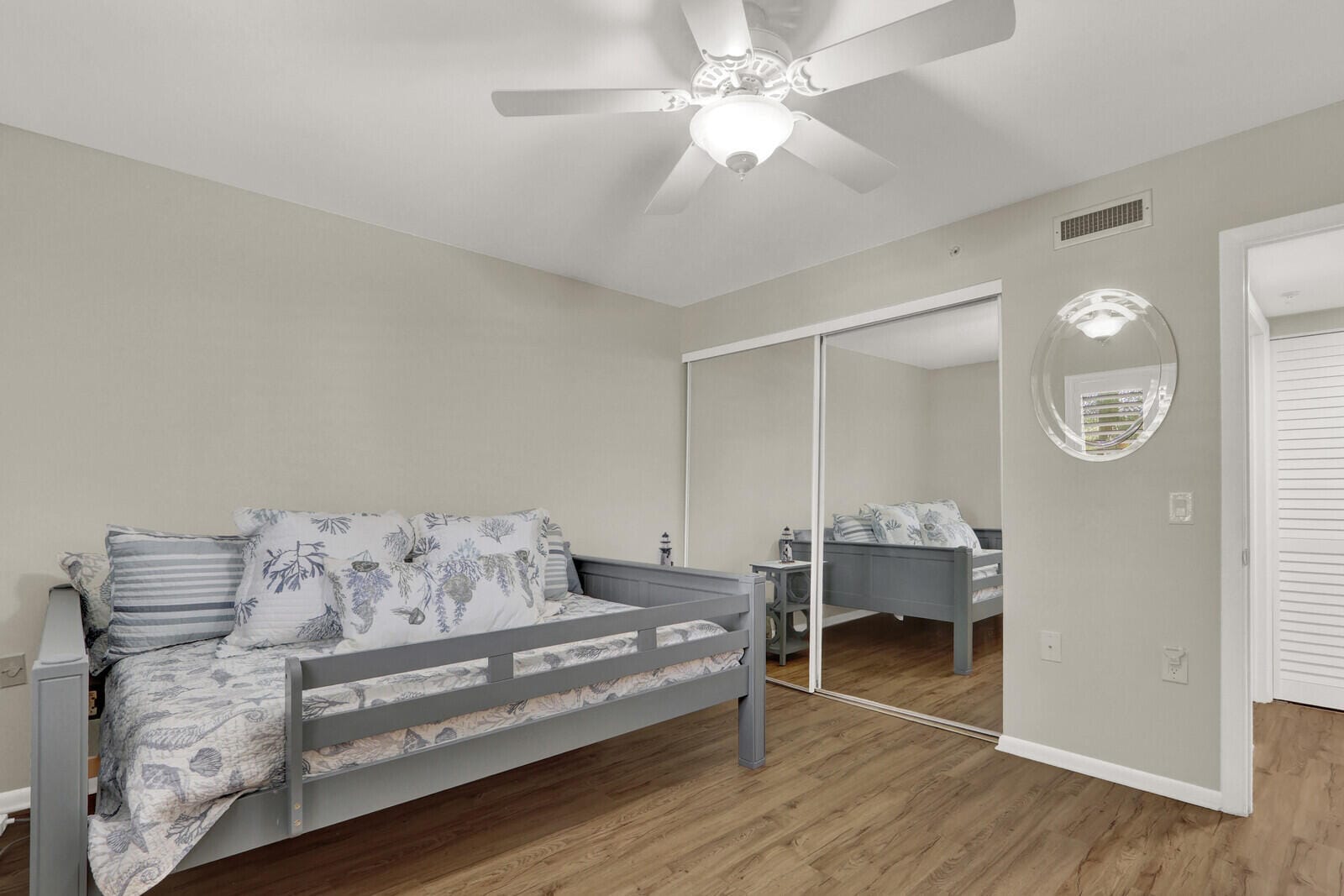 701 SEAFARER Circle 105, Jupiter, FL 33477 photo 18