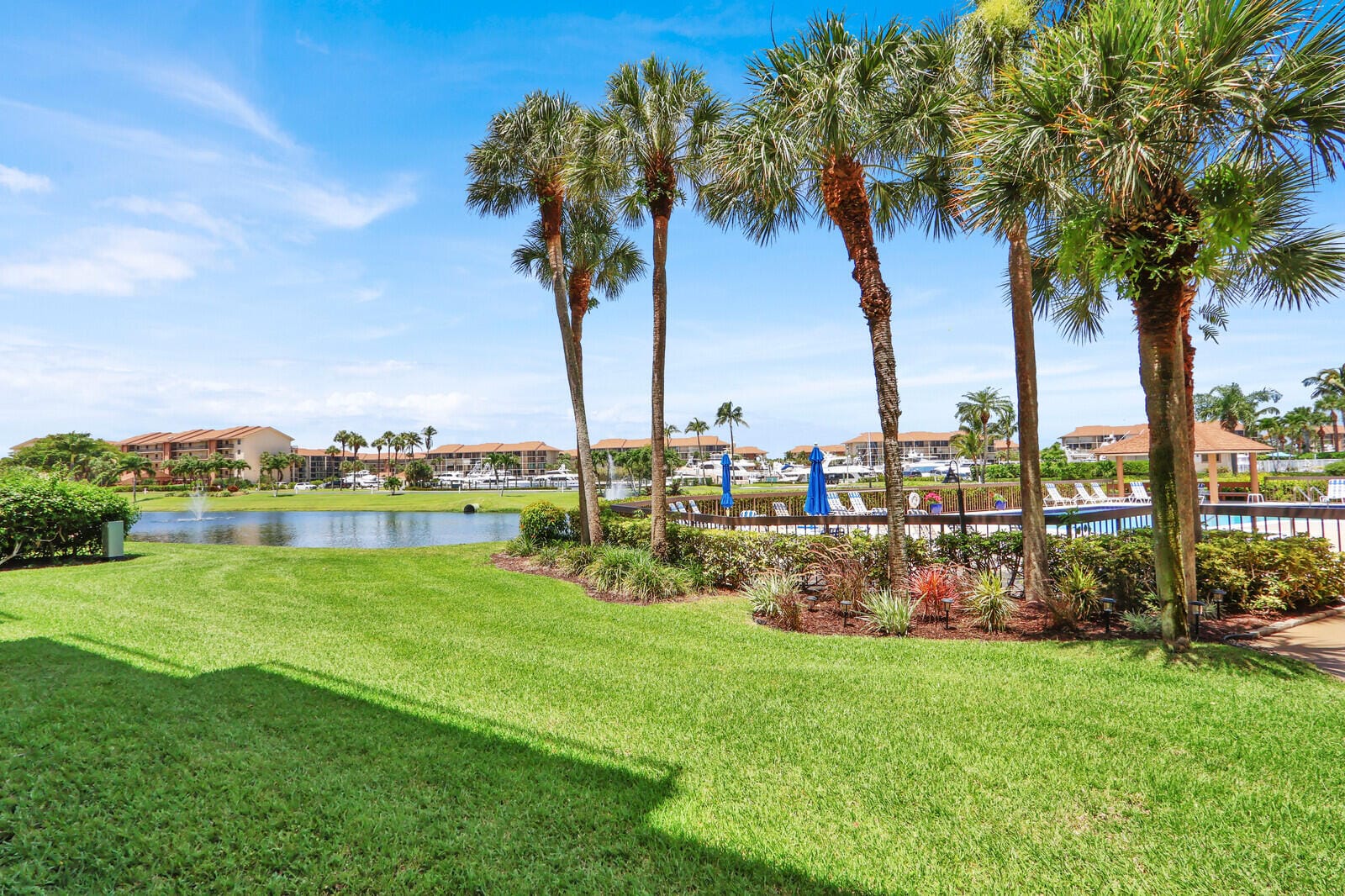 701 SEAFARER Circle 105, Jupiter, FL 33477 photo 24
