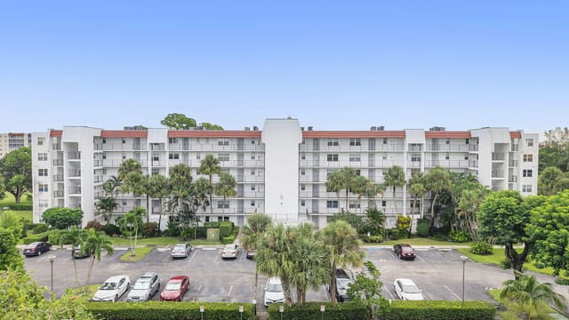 3593 BIRDIE Drive 104, Lake Worth, FL 33467