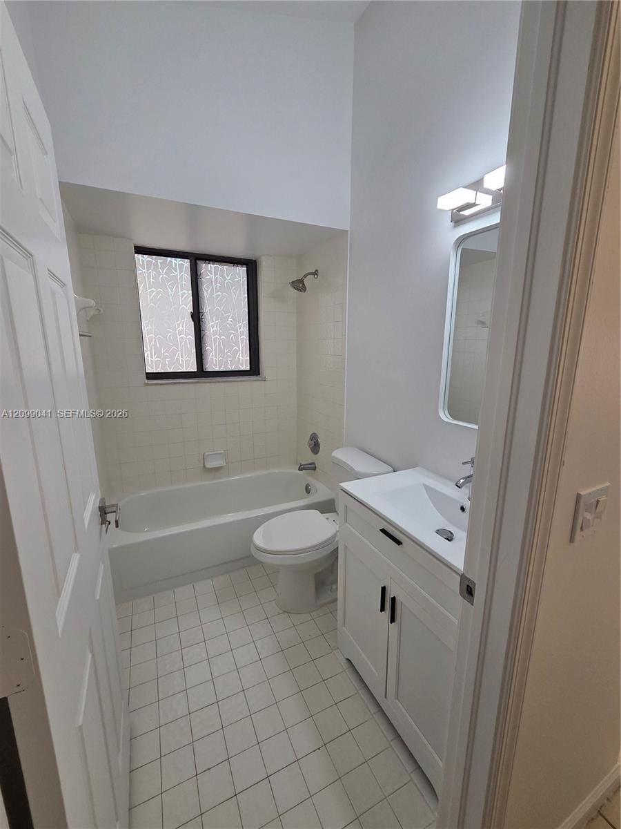 16 Via De Casas Sur 201, Boynton Beach, FL 33426 photo 20