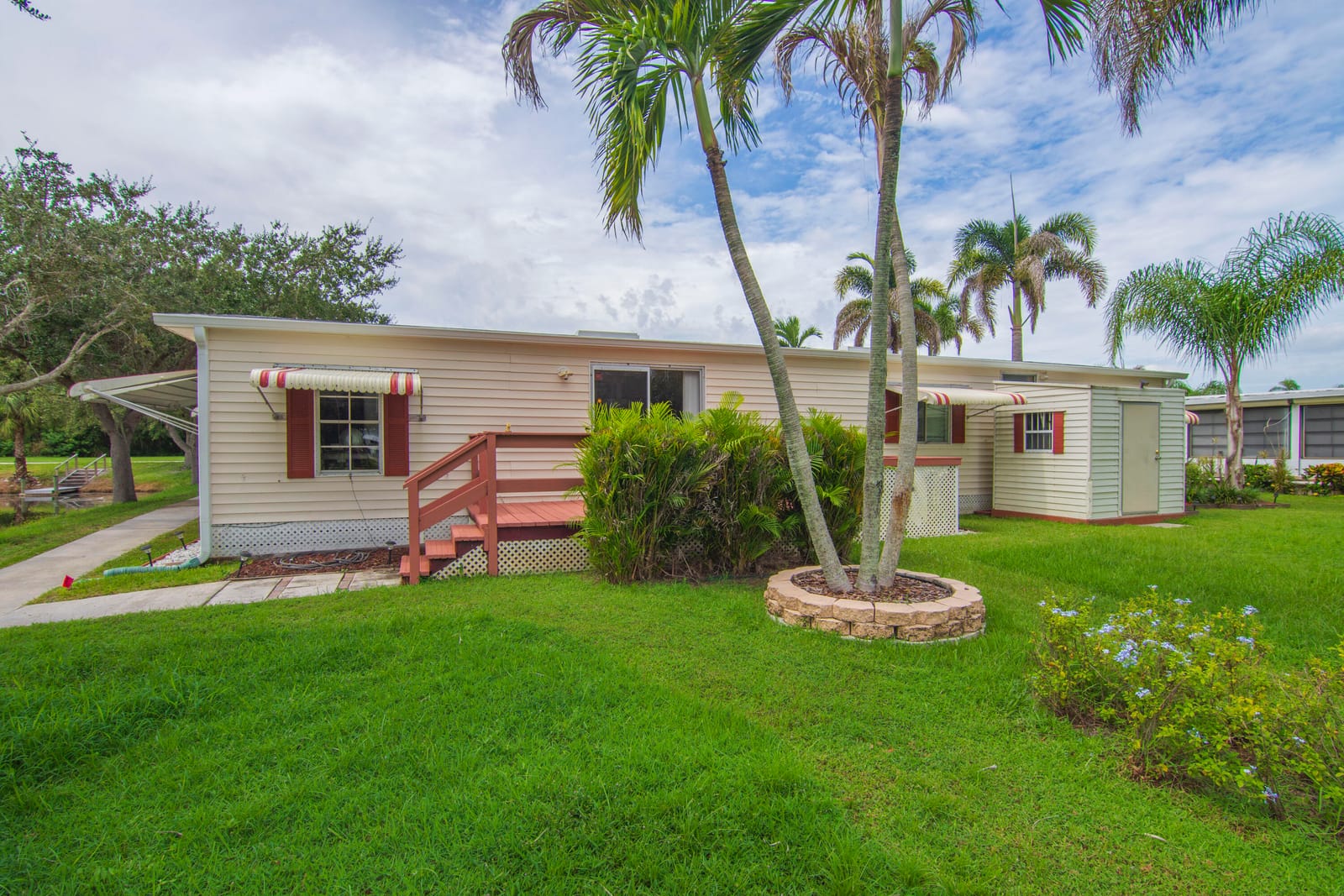 16 Santa Maria Court, Port St. Lucie, FL 34952 photo 11