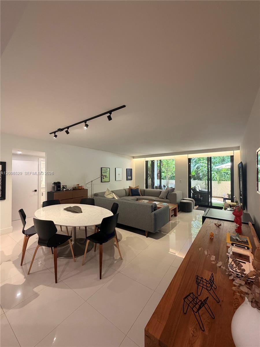 181 Crandon Boulevard 109, Key Biscayne, FL 33149 photo 20