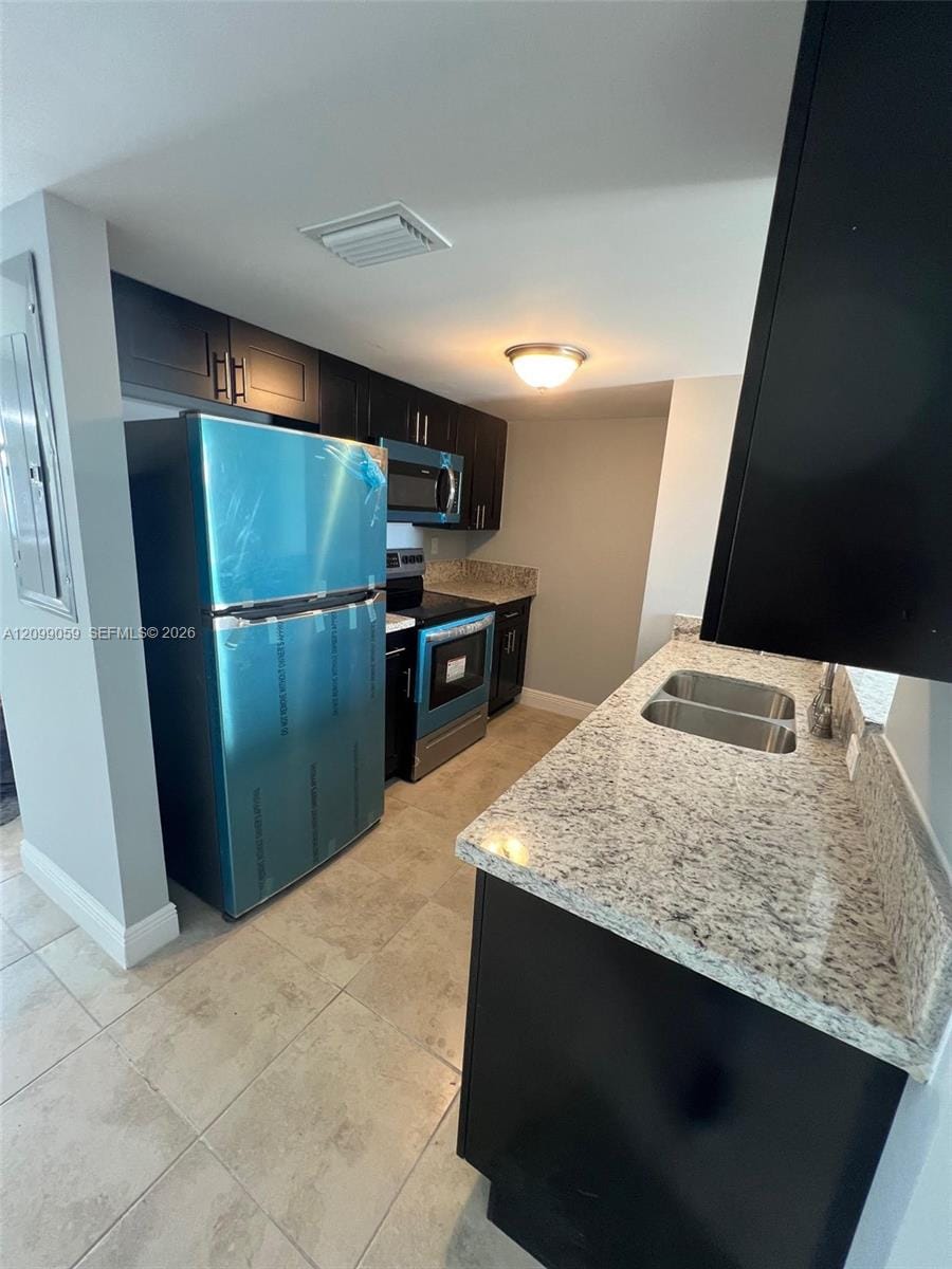 1955 NW 5th Place 12, Miami, FL 33136 photo 3