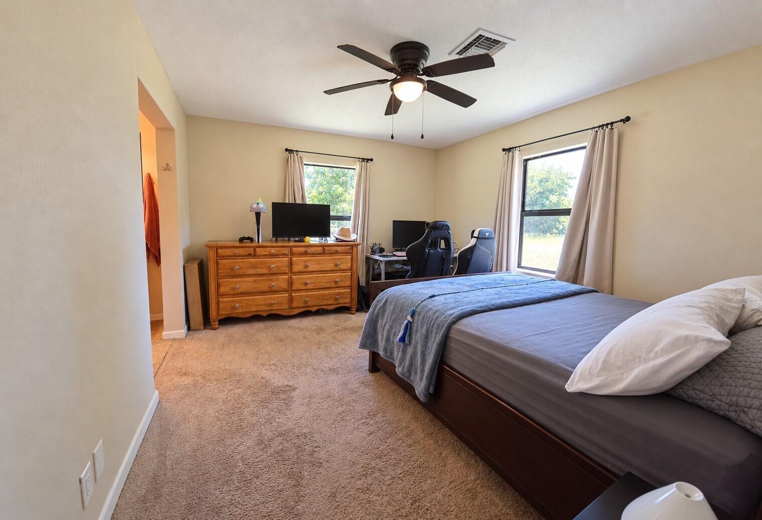 16140 Preakness Drive E — photo 9
