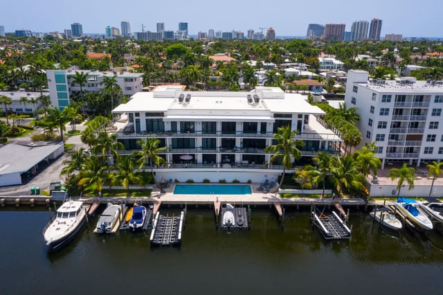 161 ISLE OF VENICE Drive 203, Fort Lauderdale, FL 33301