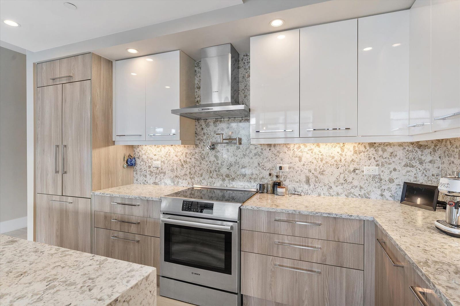 161 ISLE OF VENICE Drive 203, Fort Lauderdale, FL 33301 photo 17