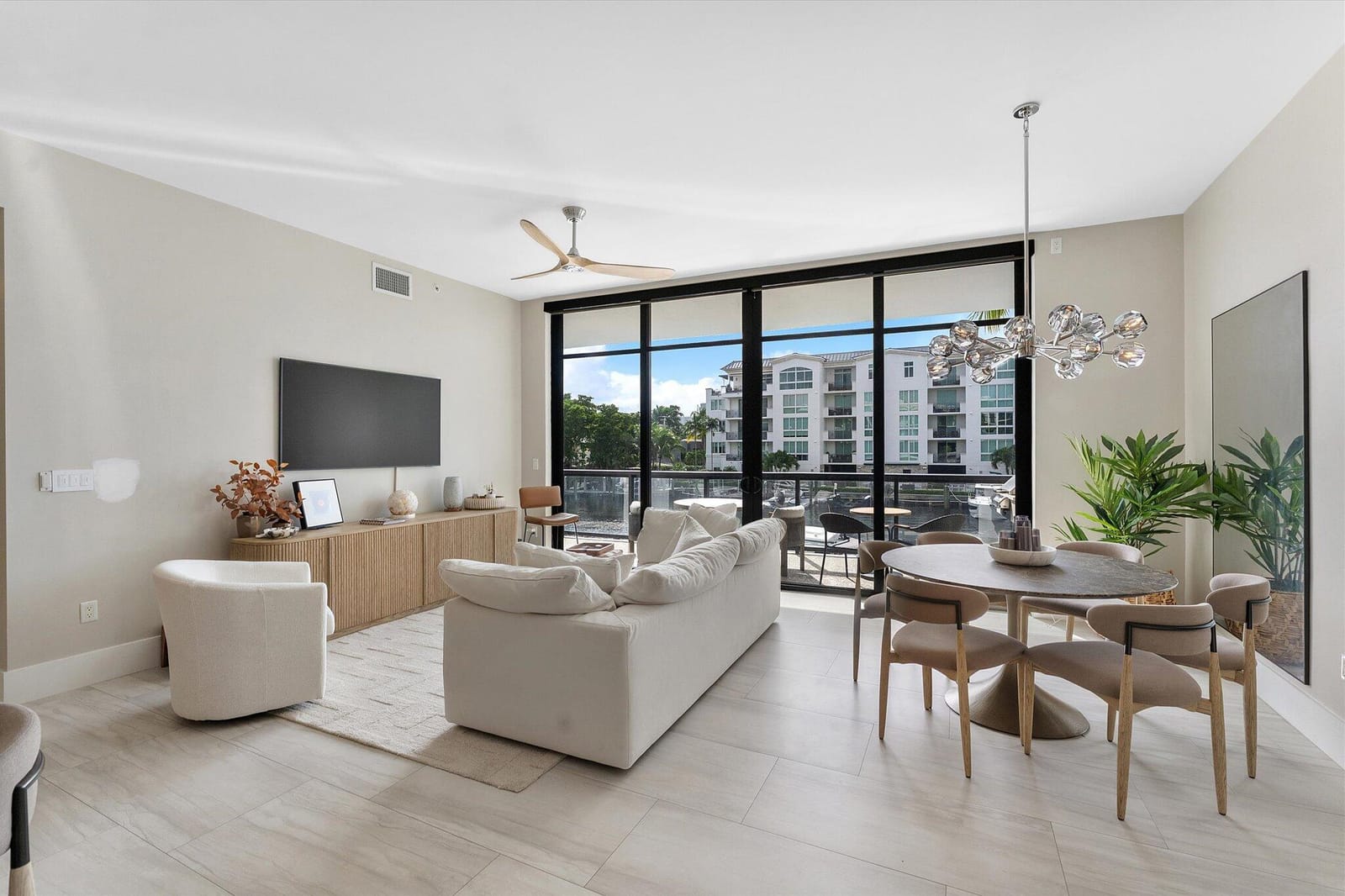 161 ISLE OF VENICE Drive 203, Fort Lauderdale, FL 33301 photo 4