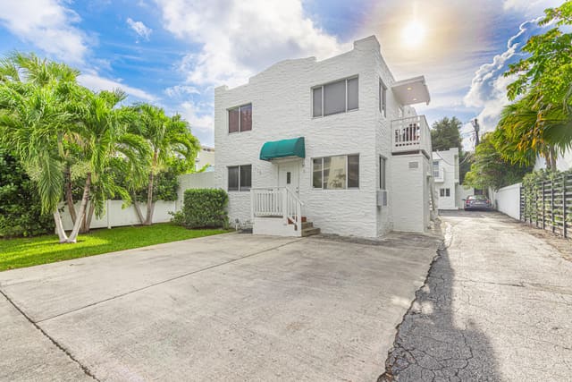 110 NE 16th Terrace 1-3, Fort Lauderdale, FL 33301