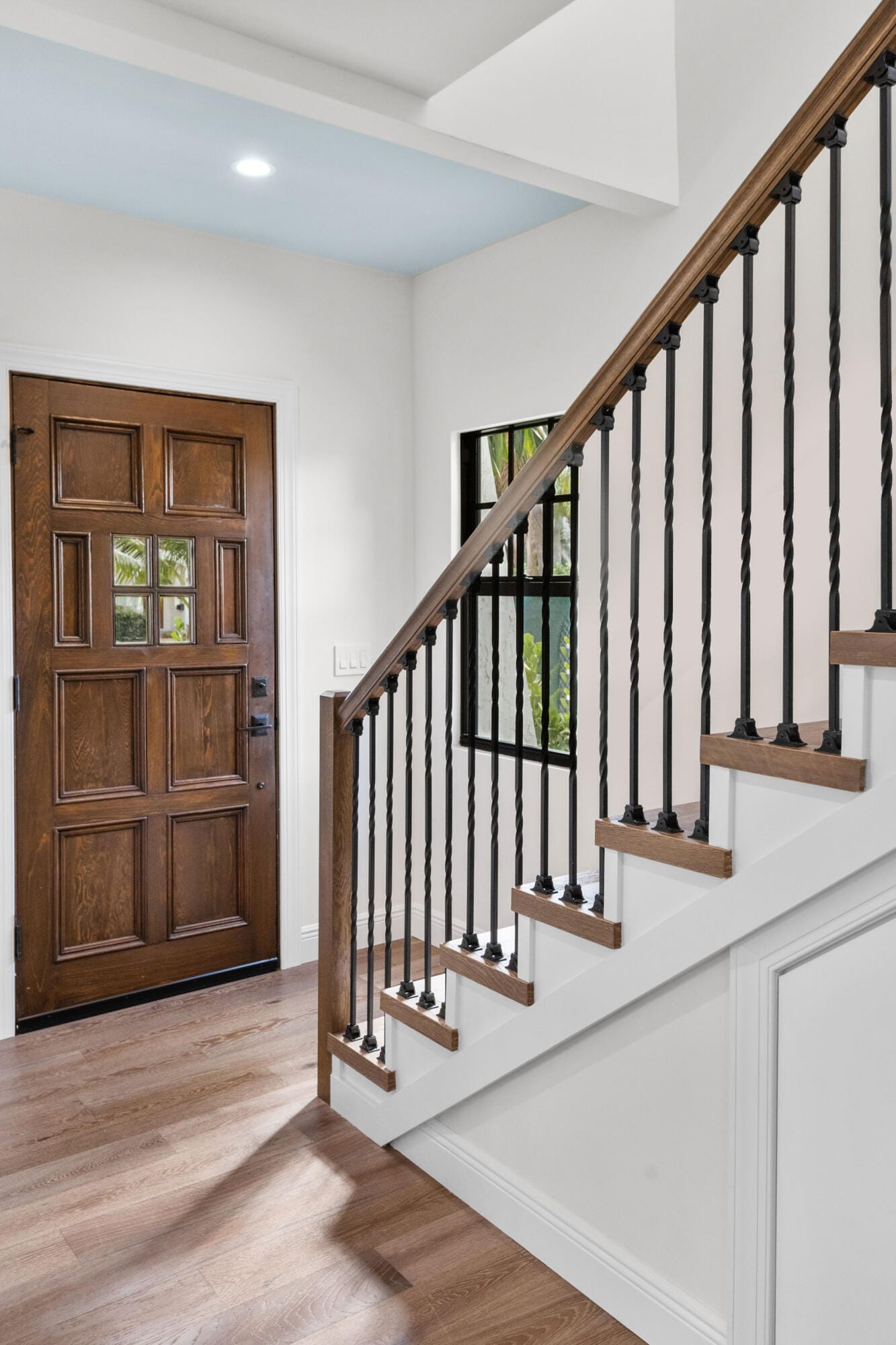 225 Monroe Drive — photo 12