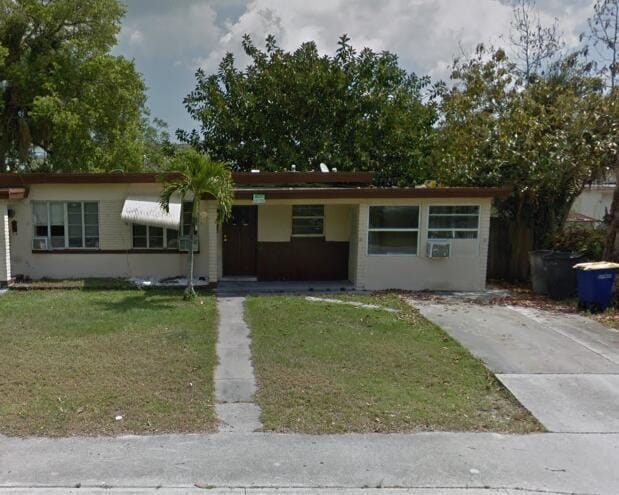 618 S 6th Street, Fort Pierce, FL 34950