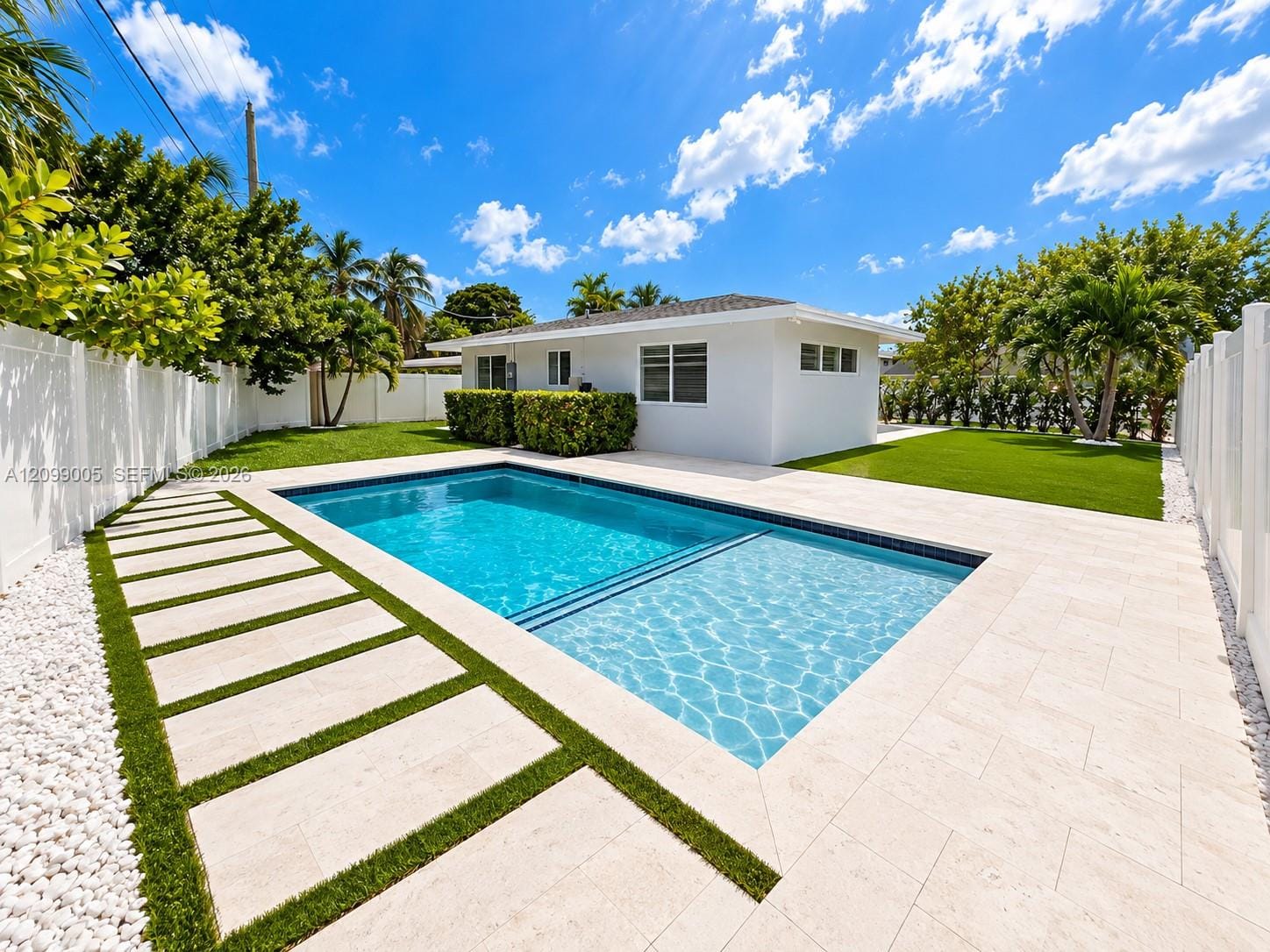 1046 SE 22nd Avenue, Pompano Beach, FL 33062 photo 2