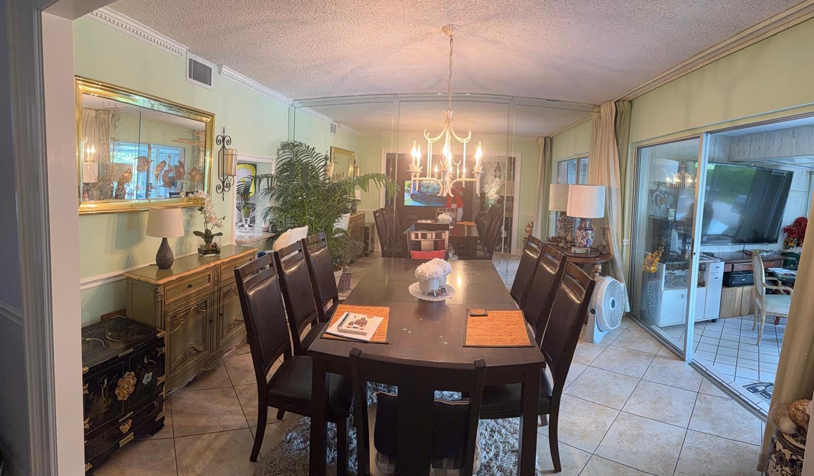 627 LACONIA Circle B — photo 3